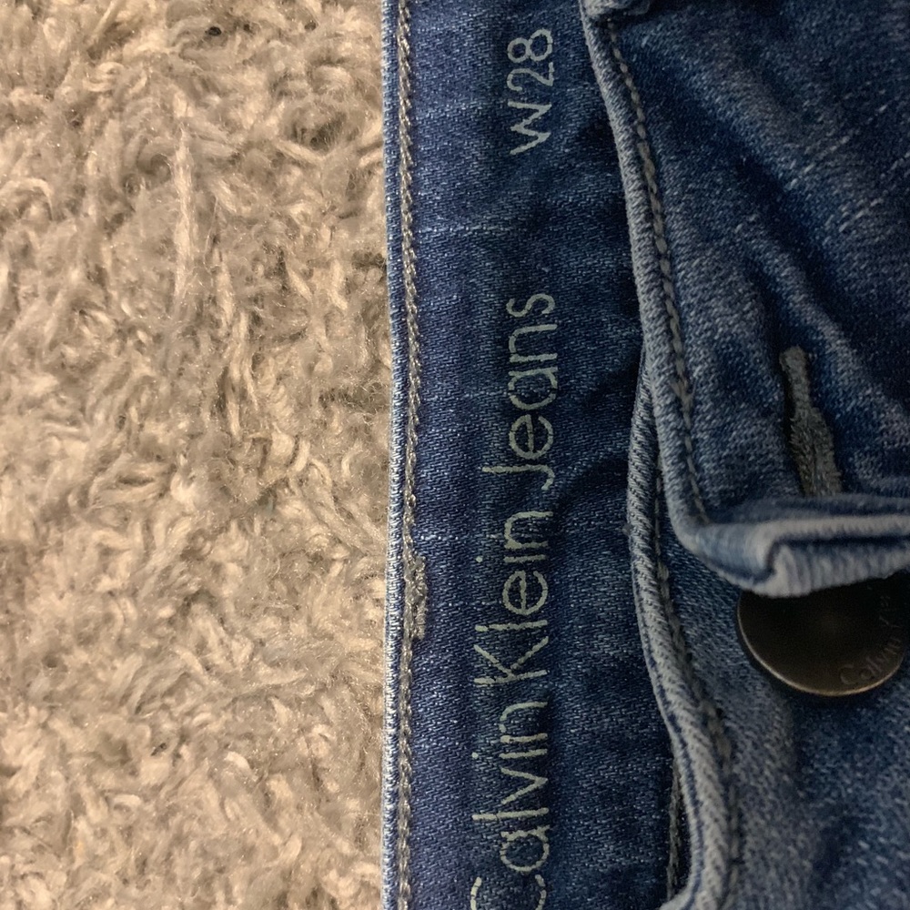 Calvin Klein Jean.